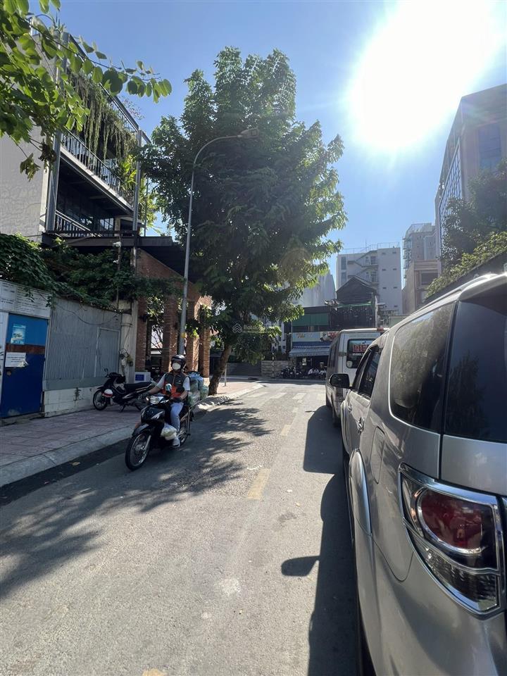 Chính chủ bán nhà mt lê ngô cát, phường 6, quận 3. dt 9x32m, nở hậu13m cn 392m2, giá bán 140 tỷ tl