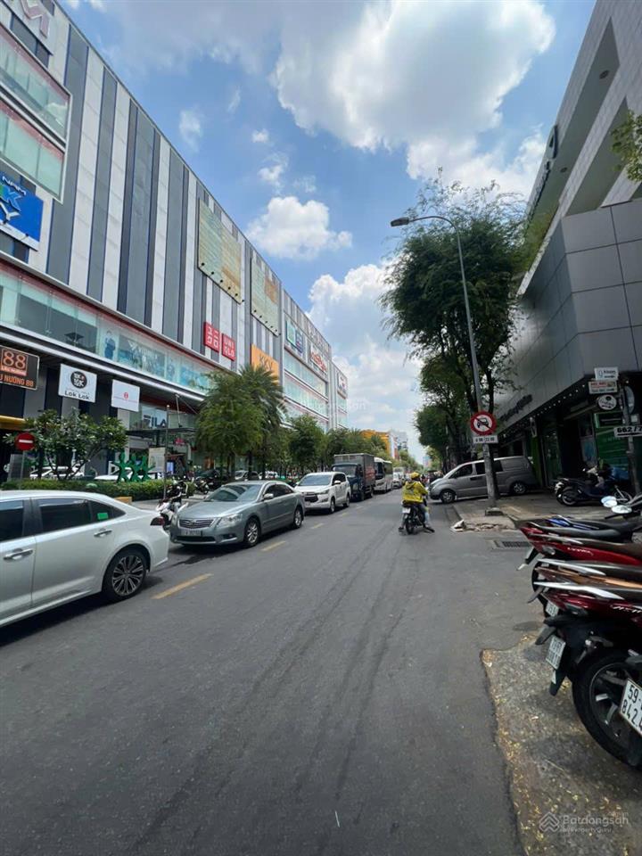 Siêu phẩm! tòa nhà mt sư vạn hạnh, quận 10  8x17m  hầm 10 tầng  hđt 300 triệu  giá 125 tỷ tl