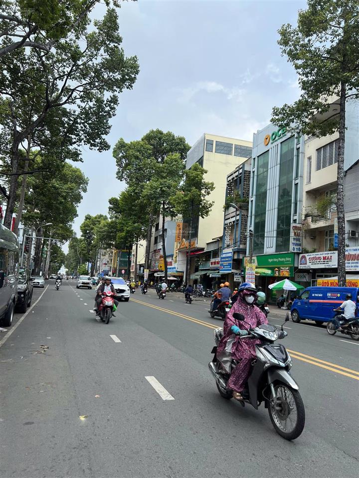 Giảm sốc! mặt tiền trần hưng đạo  2 chiều  quận 5, 4x17m 5 tầng giá 30 tỷ chỉ còn 26,5 tỷ tl