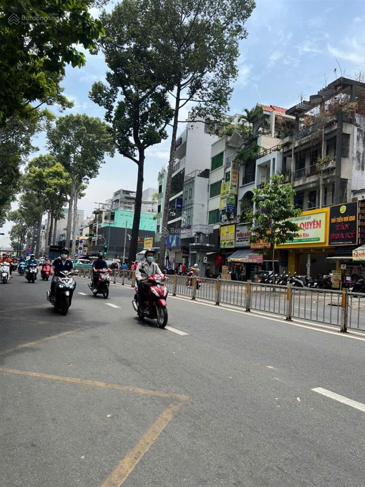 Nhà mặt tiền nguyễn tri phương quận 10 dt 7x20m 5 lầu hđt 120 triệu/tháng