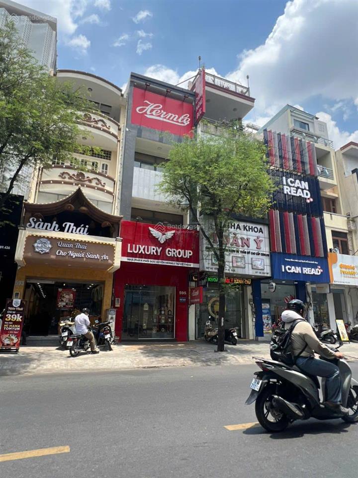 Bán nhà mặt tiền sư vạn hạnh ngay vạn hạnh mall 4x17m 3 tầng giá 31 tỷ