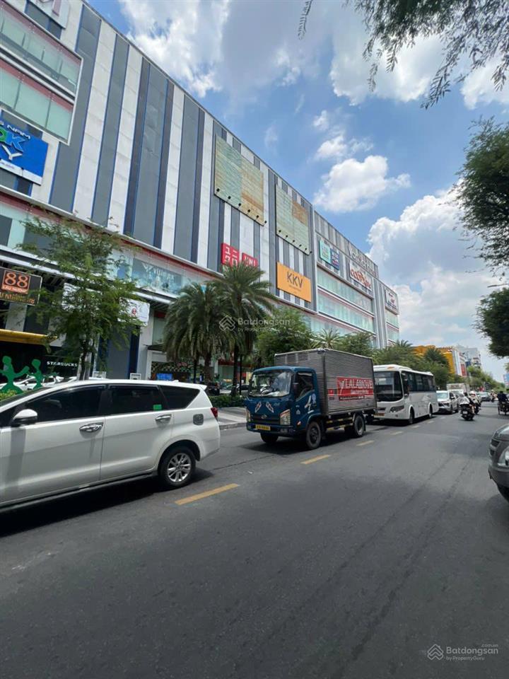 Bán nhà mặt tiền sư vạn hạnh ngay vạn hạnh mall 4x17m 3 tầng giá 31 tỷ
