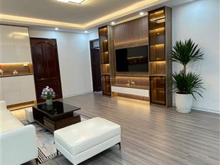 Bán căn hộ đẹp nhất chung cư n05. tòa 29t hoàng đạo thúy dt 152m  hướng đông nam  0982 695 ***