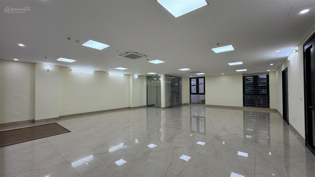 Bán nhà mặt phố hoàng ngân  nguyễn thị định, dt 220m2 xây 10 tầng