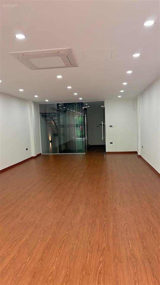 Bán nhà mặt phố trung kính. khu đô thị trung yên, giá cực chất 50 tỷ, 90m2, 5.5m mặt tiền, hot!