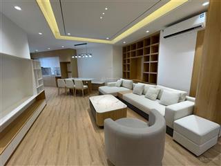 Bán căn hộ chung cư 3pn, 2wc, 120m2 tòa 17t6 hoàng đạo thúy, trung hòa, cầu giấy, hà nội