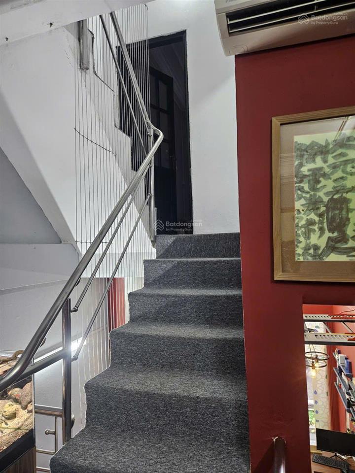 Cho thuê nhà mặt phố số 8 sơn tây, 34m2, giá thỏa thuận, phường ba đình, hà nội