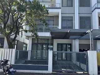 Nhà biệt thự đông tăng long tp hcm