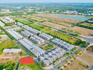 12ty500/ 273m2 chủ bán lô góc 3 mặt tiền tăng long garden