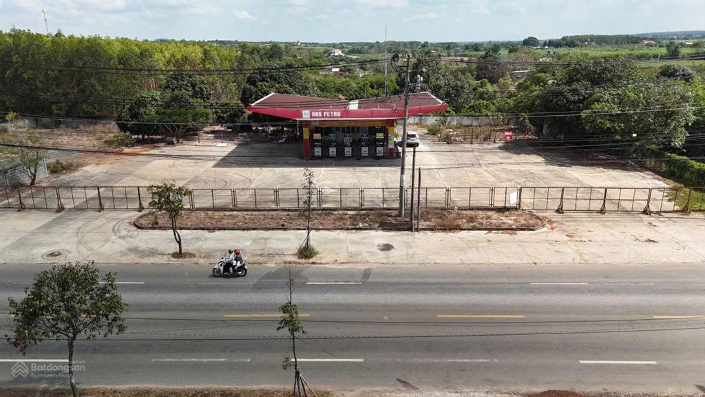 Bán cây xăng quốc lộ 55 ngã ba bông trang giá 80 tỷ