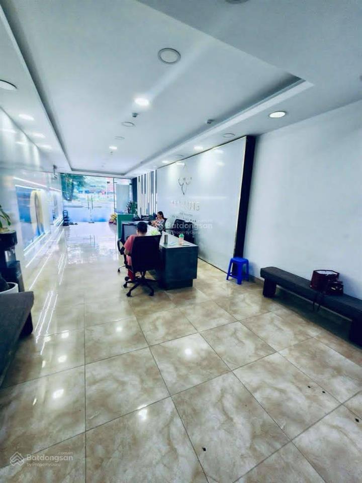 Siêu phẩm 8 tầng nguyễn khang 92m mt 4.5m 51 tỷ  doanh thu 1.2 tỷ/năm
