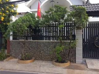 Chủ cần bán biệt thự 2 mặt tiền ấp tiền lân, xã bà điểm, hóc môn.