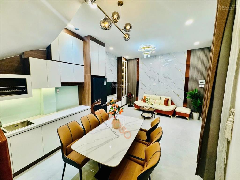 Chủ cần bán nhà bùi văn thêm, phường 9, phú nhuận