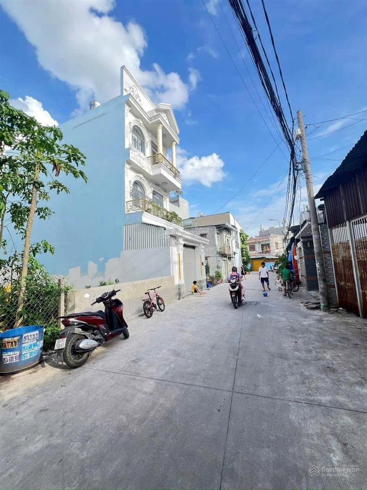 Bán đất 88m2 đường thông xe tải xuân thới thượng  hóc môn
