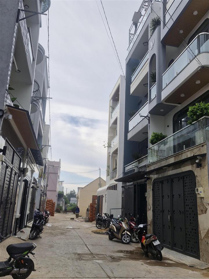 Bán căn nhà phố full nội thất thiết kế hiện đại