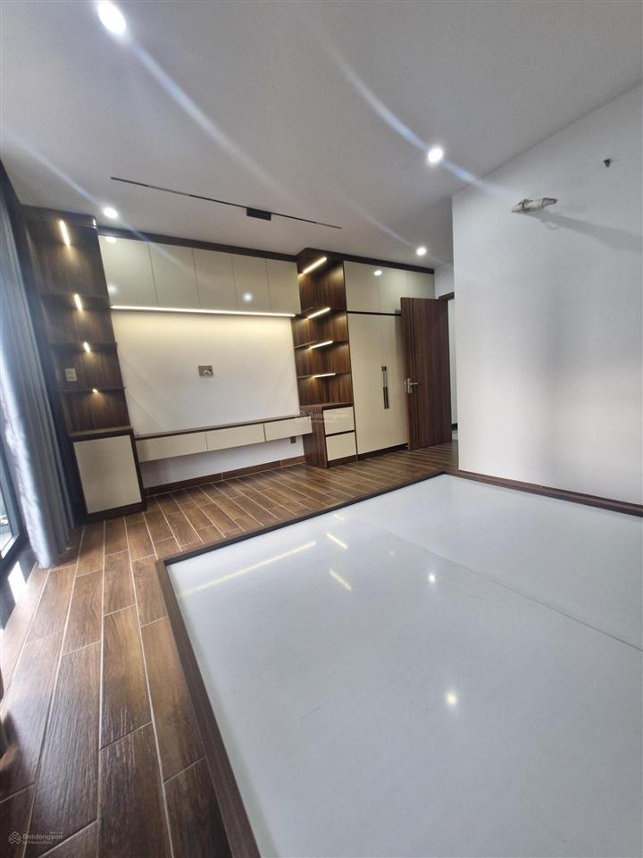 Bán căn nhà phố full nội thất thiết kế hiện đại