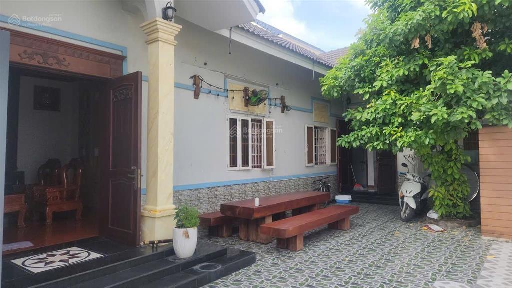 Cần bán biệt thự mini gần chợ bà điểm, hóc môn