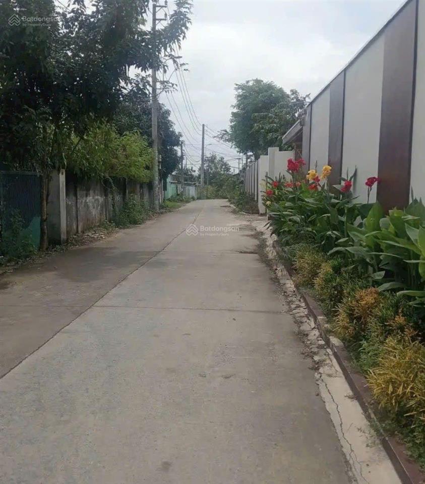 Bán xưởng 8m x 23m gần đường nguyễn văn bứa