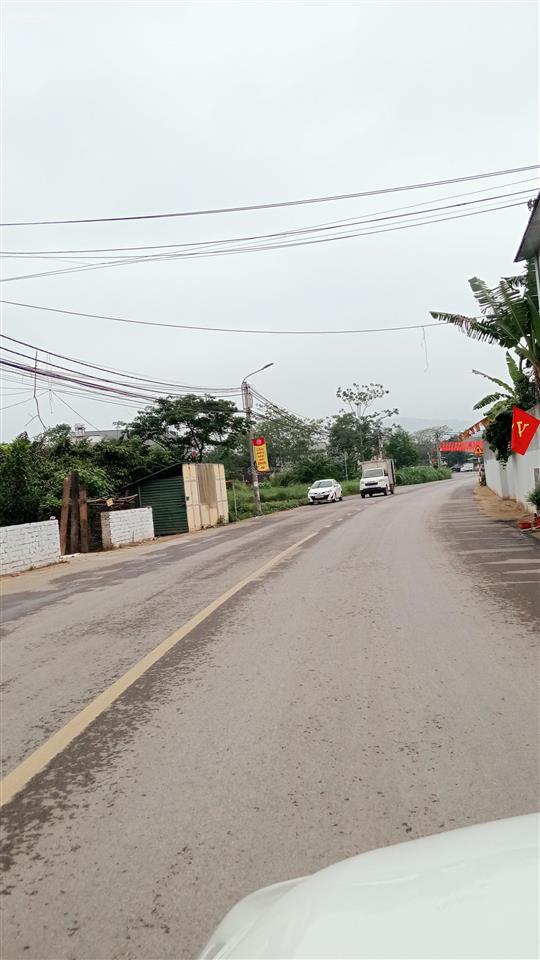 Bán nhanh lô đất 556 m thổ cư 100 m mặt tiền 14 m tại xã ba trại nay là xã suối hai giá 7,2 tỷ