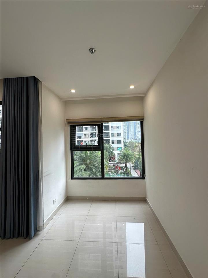Siêu phẩm 2pn+1 full gỗ sổ đỏ cầm tay view thoáng đẹp
