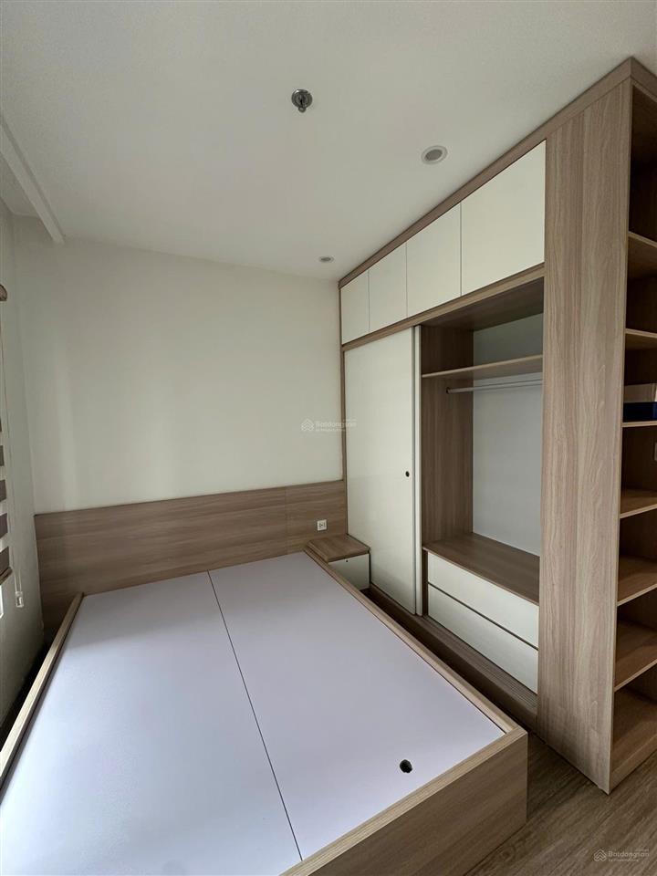 Siêu phẩm 2pn+1 full gỗ sổ đỏ cầm tay view thoáng đẹp