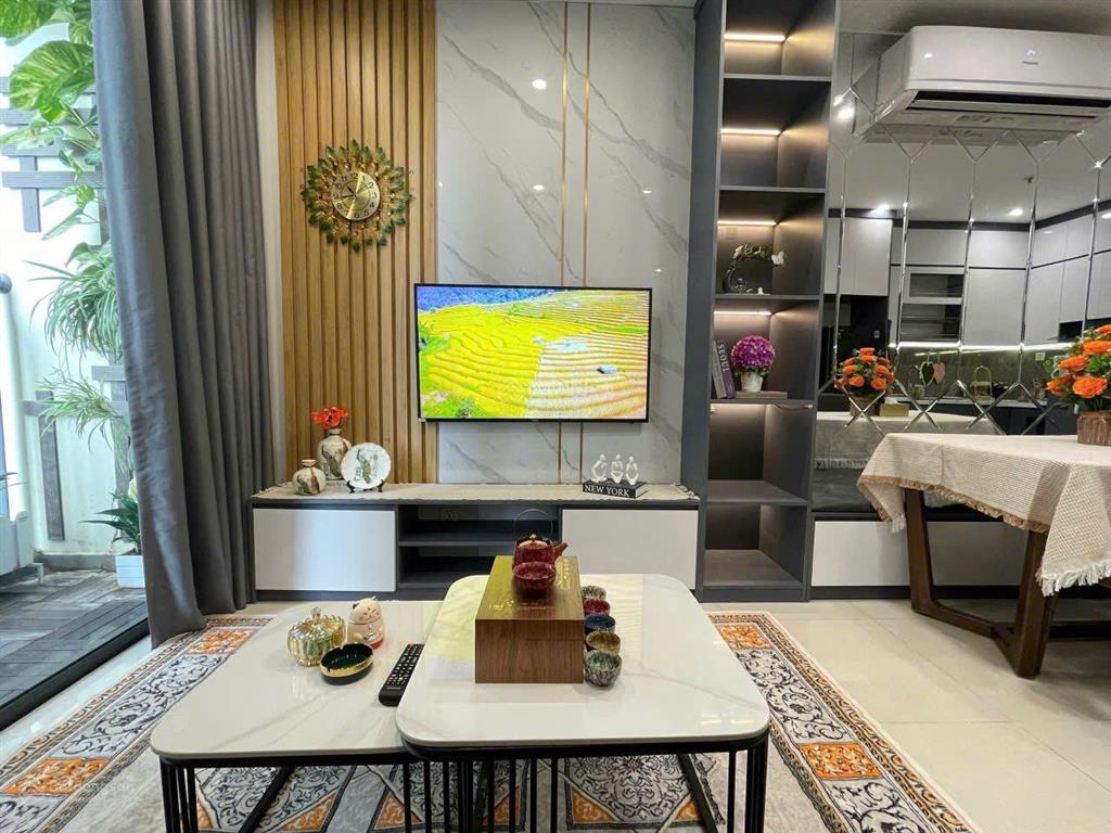 Bán nhanh căn hộ 2pn giá tốt s303 | sẵn sổ full nội thất cao cấp