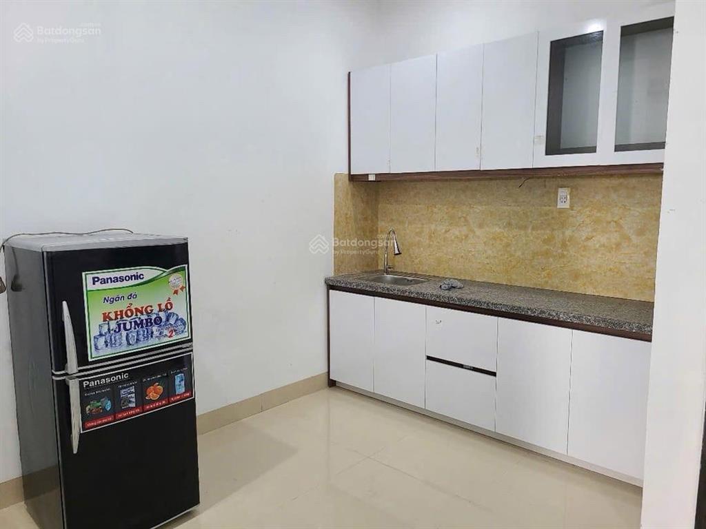 Nhà 3 tầng mặt tiền hiếm có dòng tiền đến 25tr/ tháng giá chỉ 7,6 tỷ