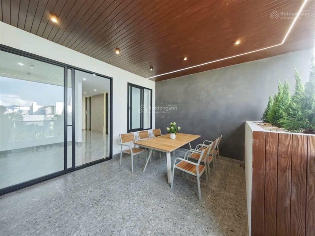 Bán nhà 3 tầng luxury mới 100% full nội thất mặt tiền thanh lương, hòa xuân 100m 9 tỷ
