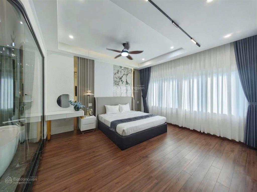 Bán nhà 3 tầng luxury mới 100% full nội thất mặt tiền thanh lương, hòa xuân 100m 9 tỷ