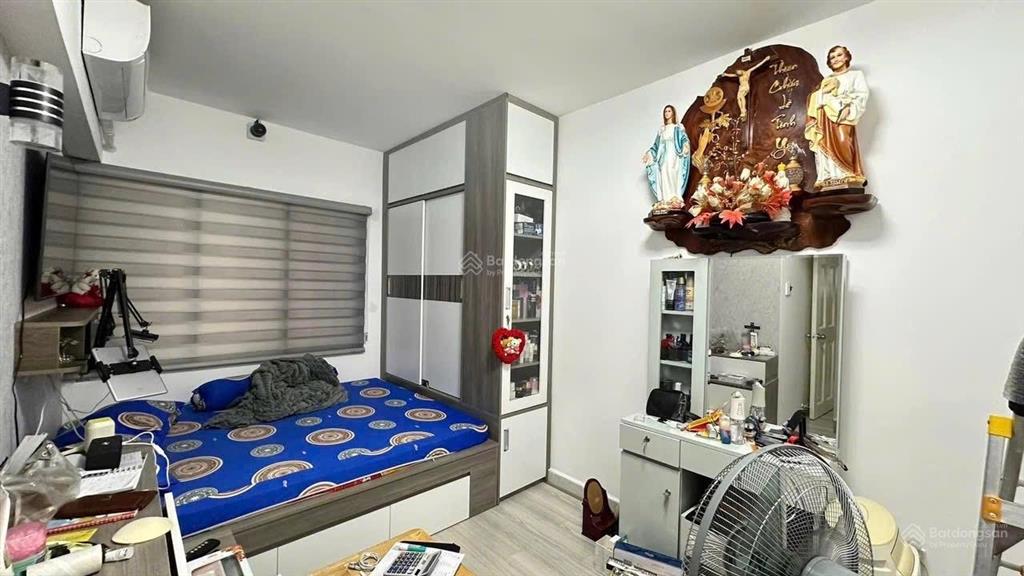 Cần bán gấp bàu cát ii căn hộ 2 pn lô a