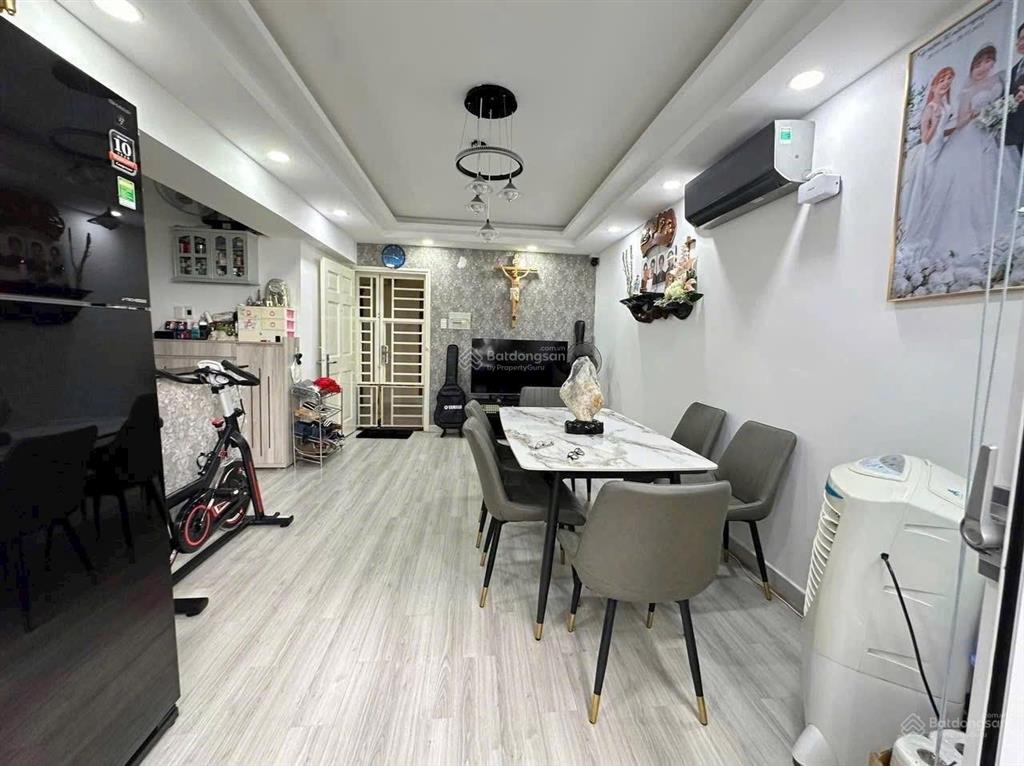 Cần bán gấp bàu cát ii căn hộ 2 pn lô a