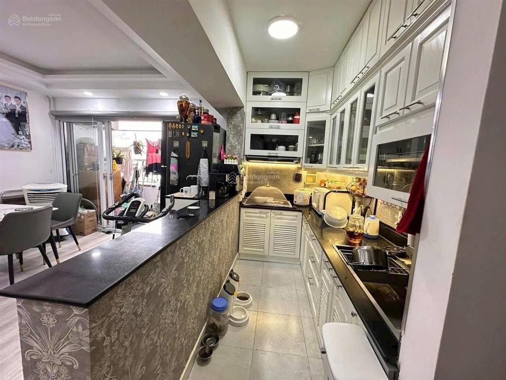 Cần bán gấp bàu cát ii căn hộ 2 pn lô a