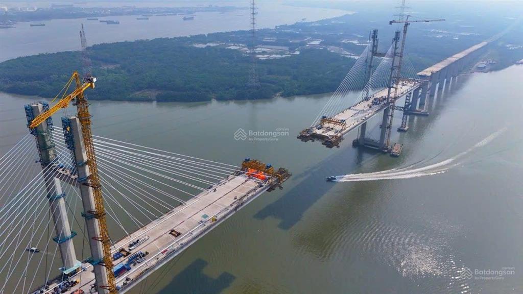 Bán đất nn tại phú xuân nhà bè. giá  5,5 triệu / m2, 2250 m2 hot