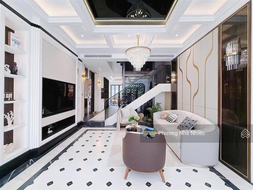 Bán nhà c4 100m2mặt tiền 16m  giáp vincom quận 7  giá rẻ hơn thị trường 20%