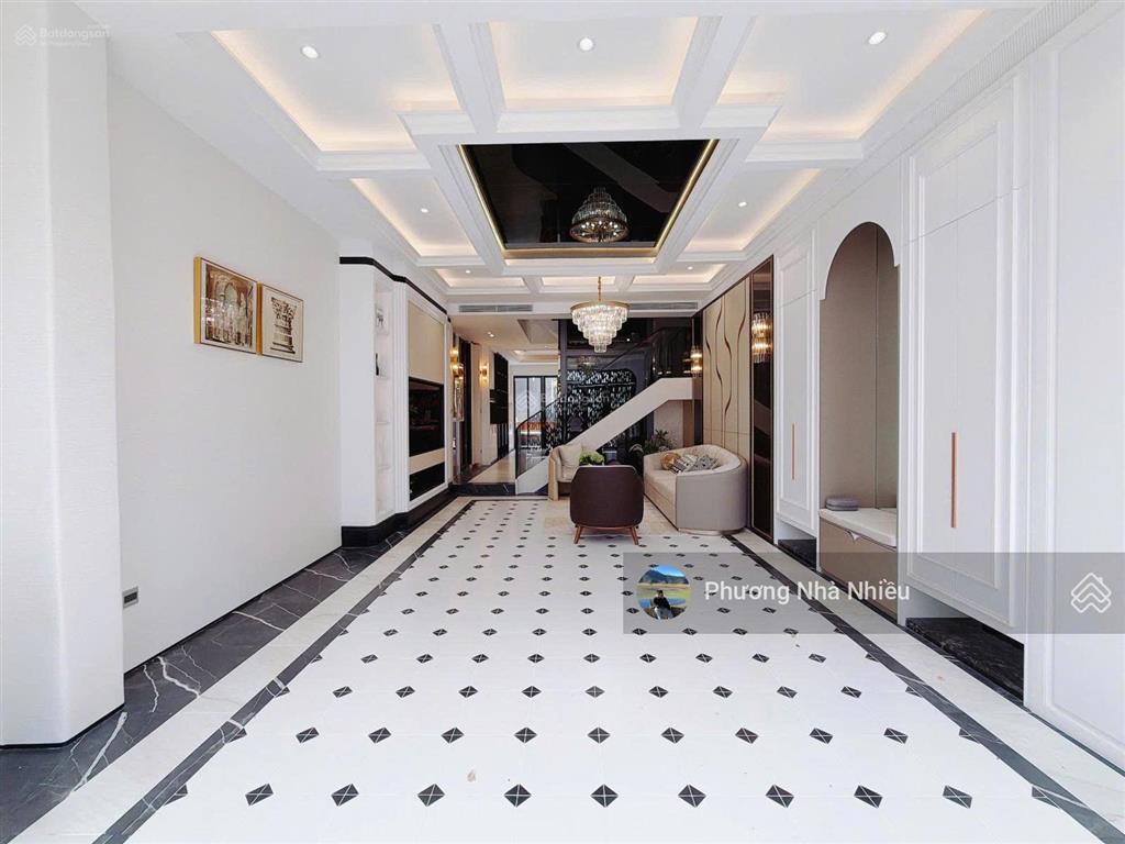 Bán nhà c4 100m2mặt tiền 16m  giáp vincom quận 7  giá rẻ hơn thị trường 20%