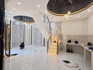 Bán nhà phường tân hưng quận 7  giáp lotemark