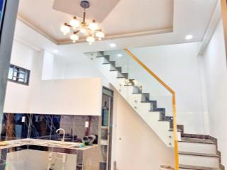 4 tỷ giảm còn 2 tỷ 6 bán nhanh đi mỹ  26m2 2 tầng  giá chỉ 2,8 tỷ