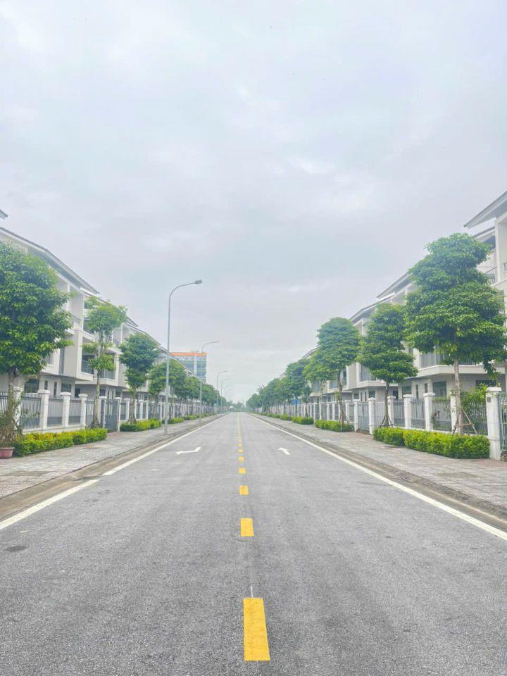 Chỉ cần 30% ( 5,56 tỷ ) vốn ban đầu sở hữu biệt thự song lập hướng Nam 225m² tại Centa Riverside – Đầu tư an tâm, đón đầ