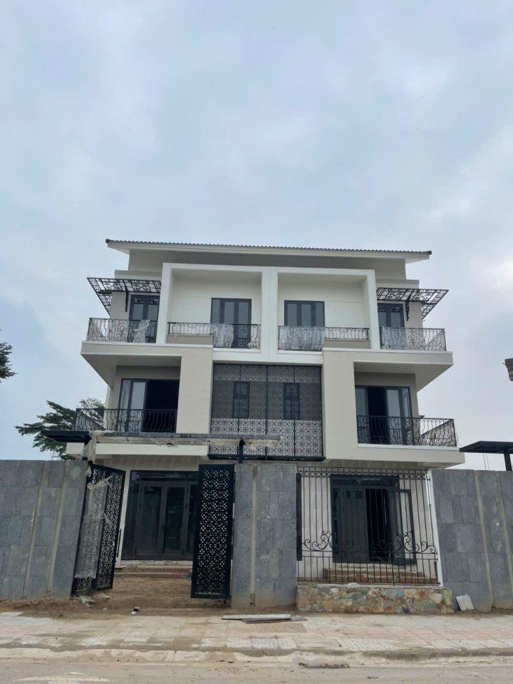 Chỉ cần 30% ( 5,56 tỷ ) vốn ban đầu sở hữu biệt thự song lập hướng Nam 225m² tại Centa Riverside – Đầu tư an tâm, đón đầ
