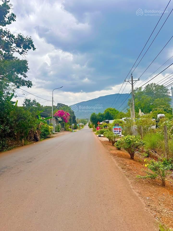 Đất đồng nai, view núi chứa chan, chủ cần bán gấp về quê