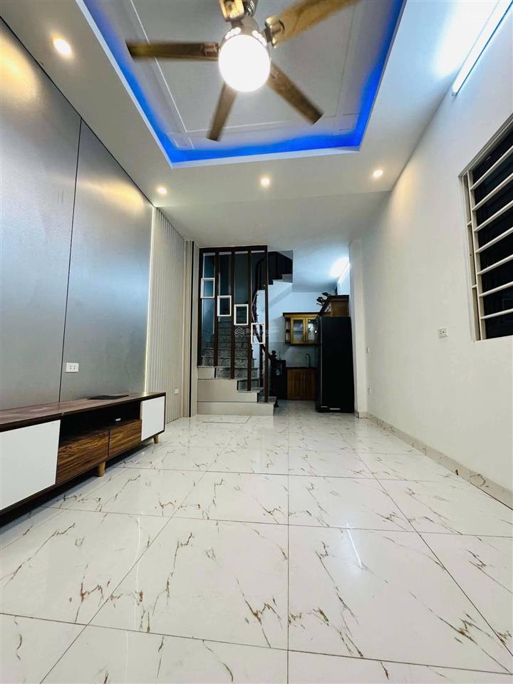 Ỷ la  dương nội | 31m | 4.5t | 4.5 tỷ  lô góc  ô tô đỗ cổng  nhà đẹp ở ngay  gần aeon mall hđ