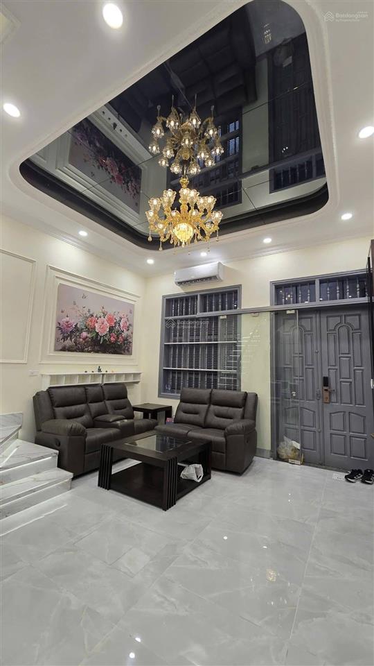 Tô hiệu hà đông 42m | 4 tầng | mt 4.6m | 9.99 tỷ  10m ra mặt phố ô tô đỗ cửa full nội thất