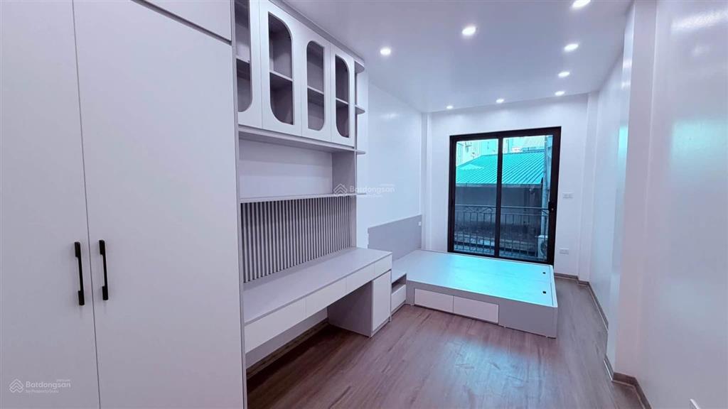Nguyễn viết xuân lô góc 2 thoáng 5 tầng thang máy 32m2  mt 3.6m giá 8.35 tỷ hà đông
