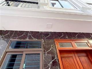 Bán nhà ngô thì sỹ  nhà đẹp sát phố 31m2 5 tầng mt 4,4m  full nội thất  8,5 tỷ