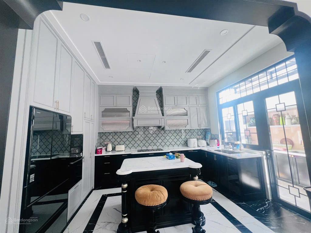 Bán biệt thự đẹp hiếm thảo điền, quận 2, hcm, 386m2