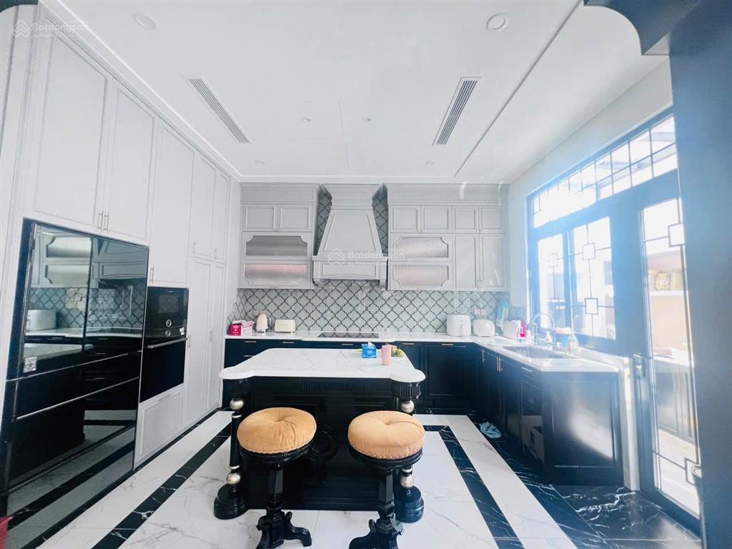 Bán biệt thự đẹp hiếm thảo điền, quận 2, hcm, 386m2