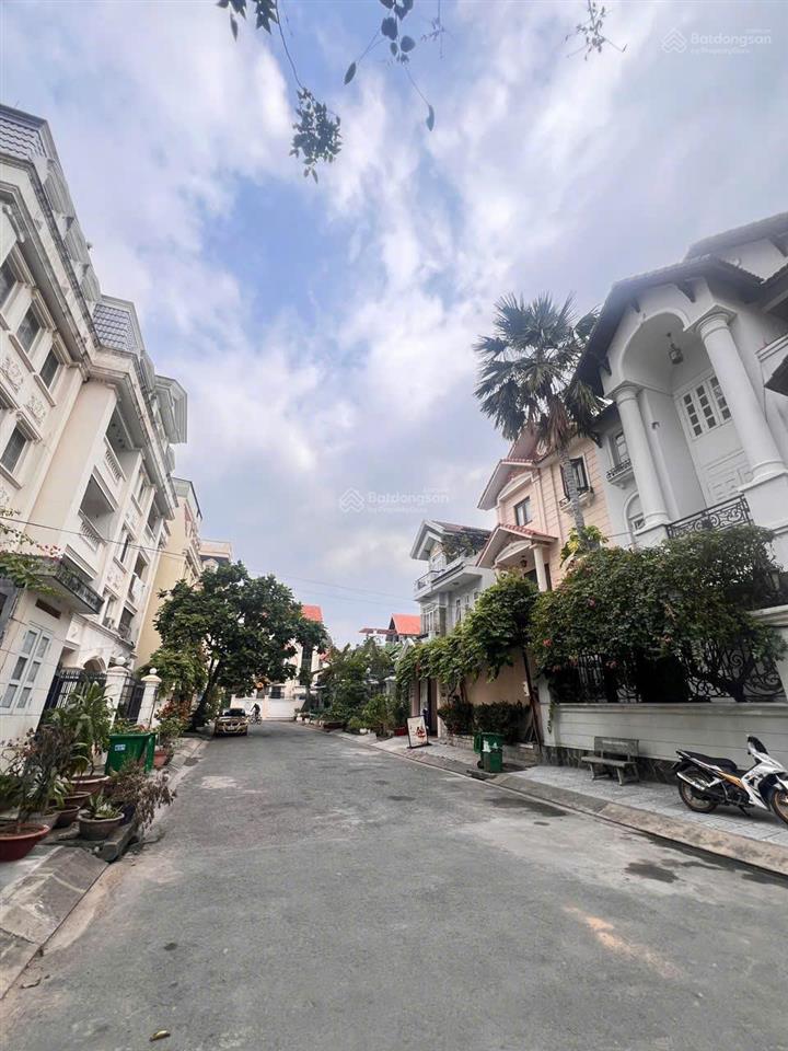 Bán biệt thự đẹp hiếm thảo điền, quận 2, hcm, 386m2