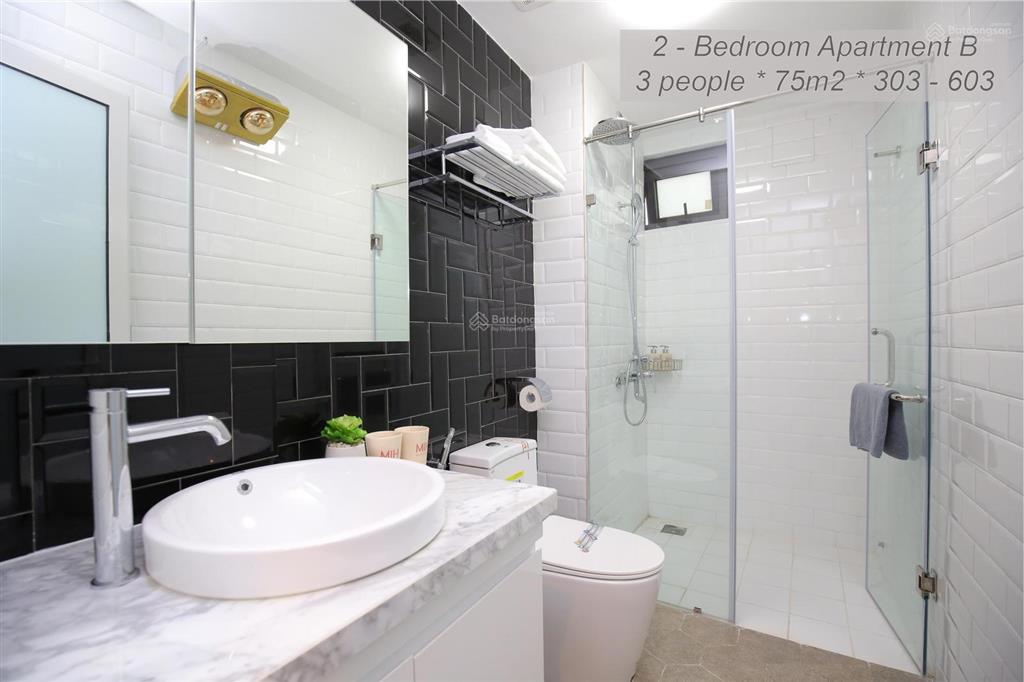 Chdv 75m2 2pn 2wc 1 ban công / dọn dẹp 2l/tuần / điều hoà 2 chiều