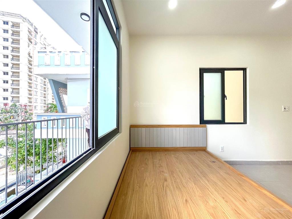 Studio ban công full nội thất ngay hoàng diệu 2  đại học ngân hàng  spkt  linh trung