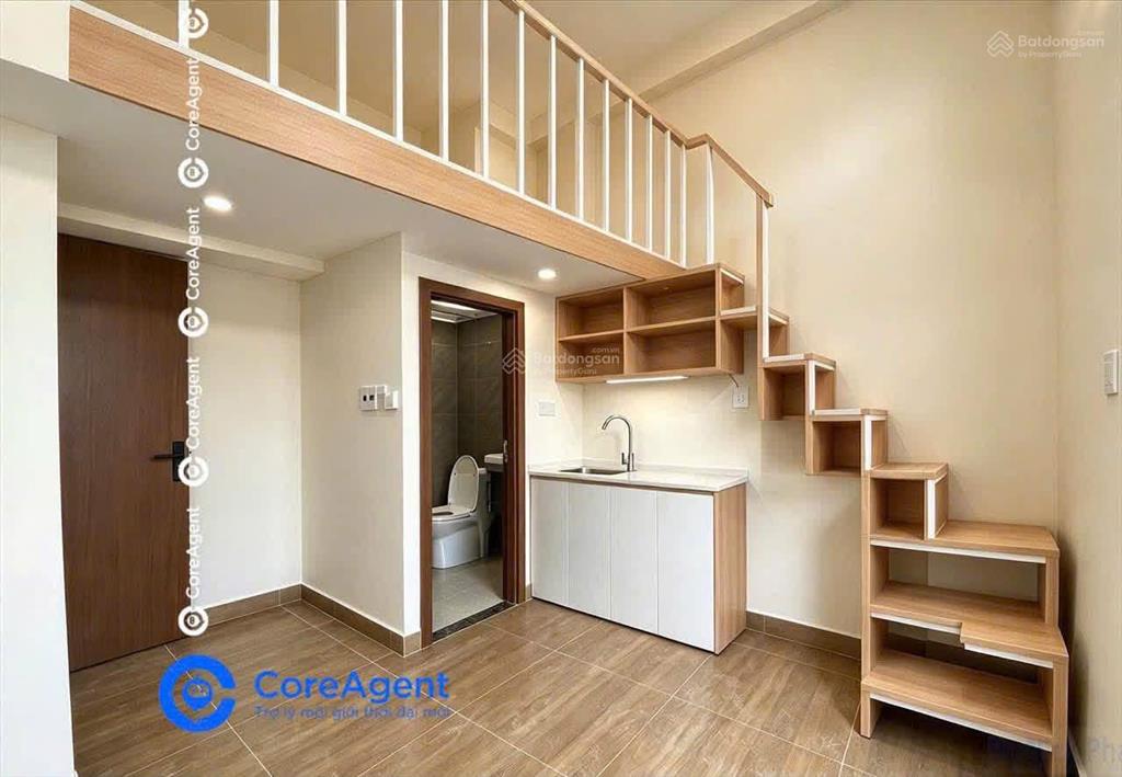 Căn phòng có gác đẹp giá rẻ ban công full nội thất gần ngã tư thủ đức, lê văn việt, fpt software